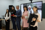 Дает возможность уже в студенческие годы стать настоящими профессионалами