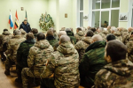 Александр Хинштейн встретился с добровольцами отряда «БАРС-Курск»